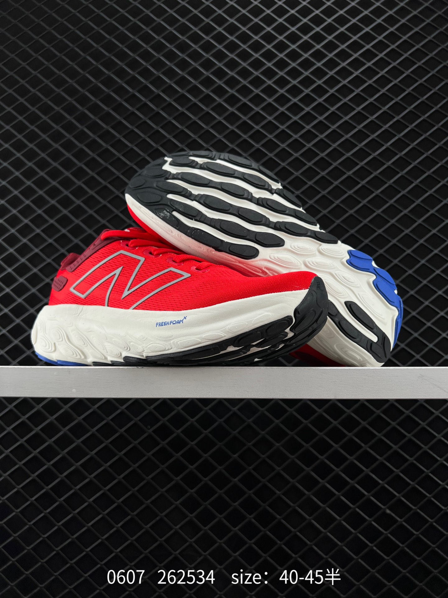 BLUE BOTTLE COFFEE x New Balance NB1080 v12